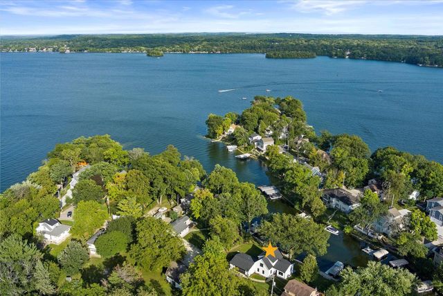 W345N5746 Road G, Oconomowoc, WI 53066