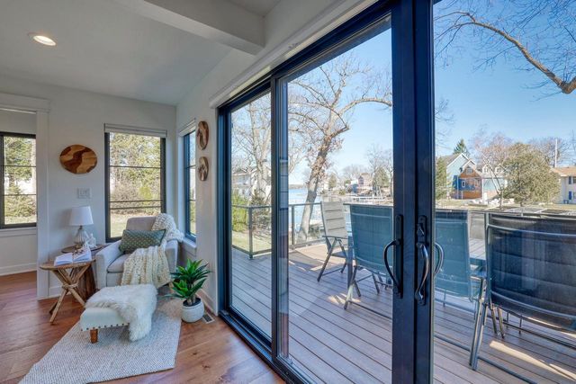 W345N5746 Road G, Oconomowoc, WI 53066