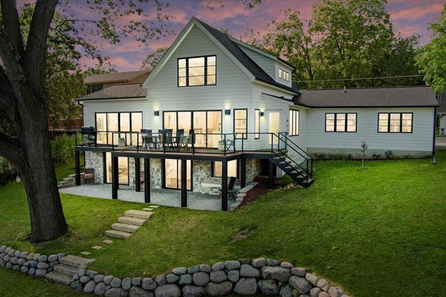 W345N5746 Road G, Oconomowoc, WI 53066