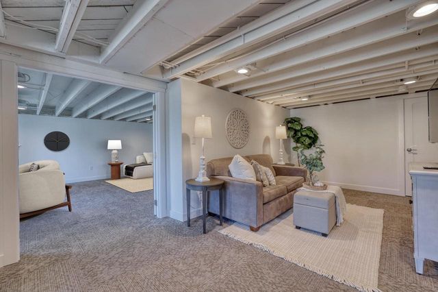 W345N5746 Road G, Oconomowoc, WI 53066