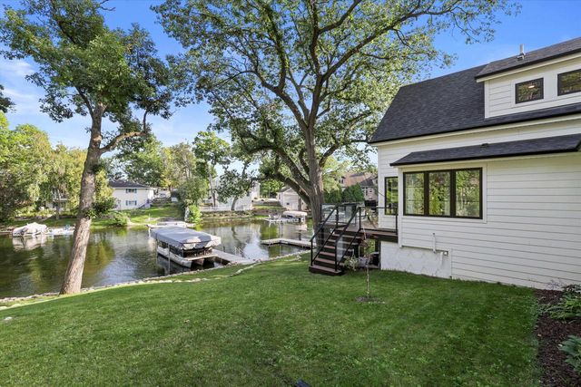 W345N5746 Road G, Oconomowoc, WI 53066