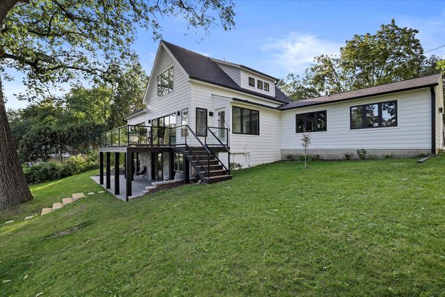 W345N5746 Road G, Oconomowoc, WI 53066