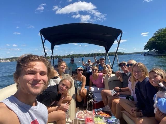 W345N5746 Road G, Oconomowoc, WI 53066