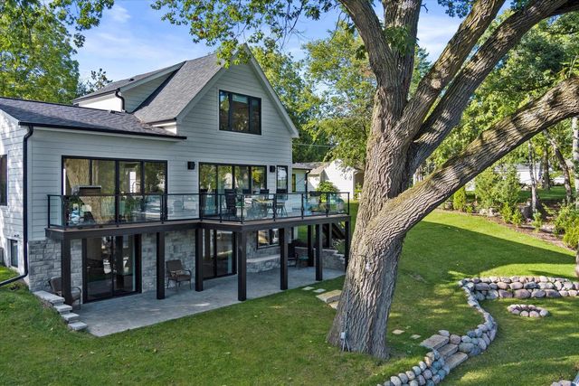 W345N5746 Road G, Oconomowoc, WI 53066