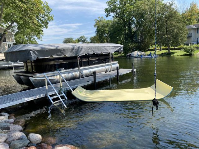 W345N5746 Road G, Oconomowoc, WI 53066