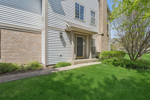 2075 Ivy Ridge Drive, Hoffman Estates, IL 60192