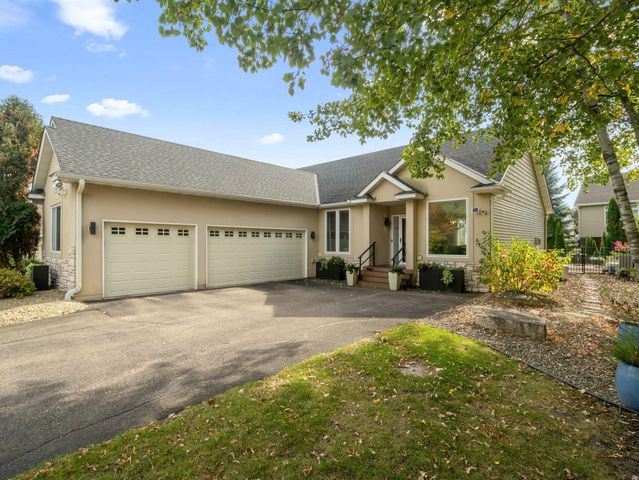 15903 Kendale Drive, Lakeville, MN 55044