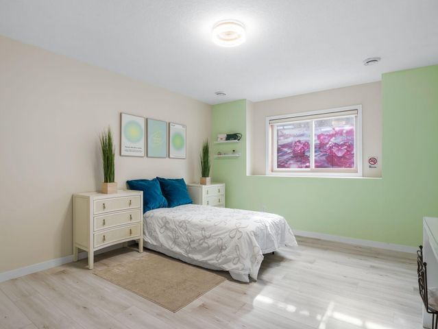 15903 Kendale Drive, Lakeville, MN 55044