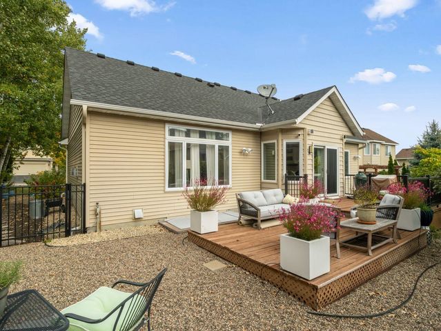 15903 Kendale Drive, Lakeville, MN 55044