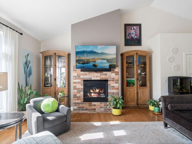 15903 Kendale Drive, Lakeville, MN 55044