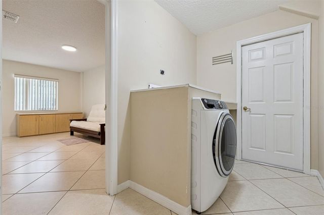 2436 FAWNLAKE TRAIL, Orlando, FL 32828