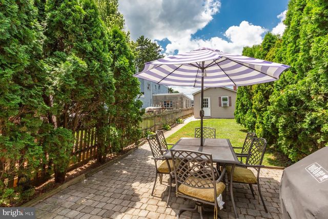 150 S 8TH ST, Columbia, PA 17512