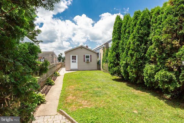 150 S 8TH ST, Columbia, PA 17512