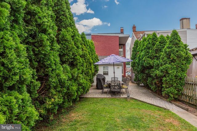150 S 8TH ST, Columbia, PA 17512