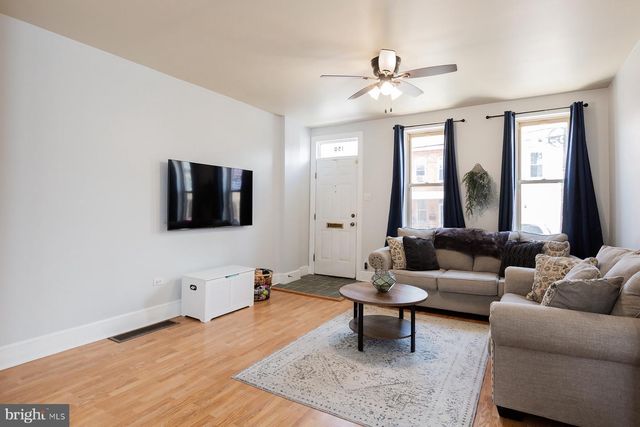 150 S 8TH ST, Columbia, PA 17512