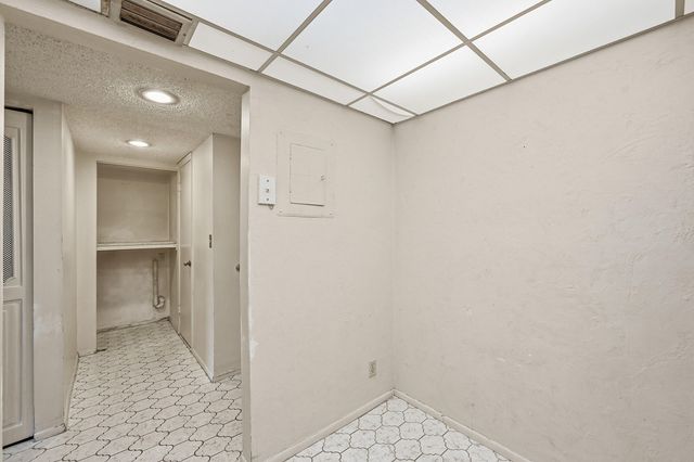 6195 Rock Island Road 210, Tamarac, FL 33319