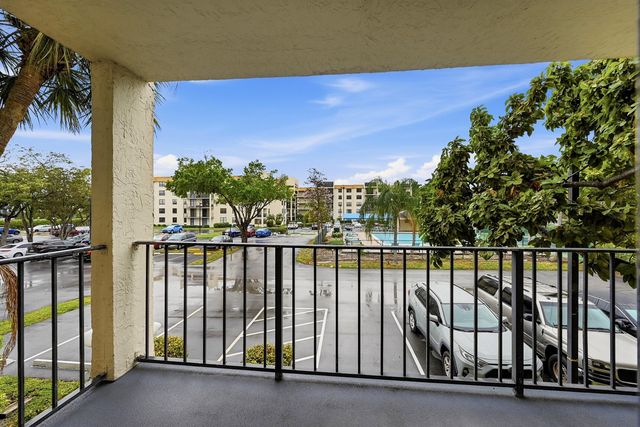 6195 Rock Island Road 210, Tamarac, FL 33319