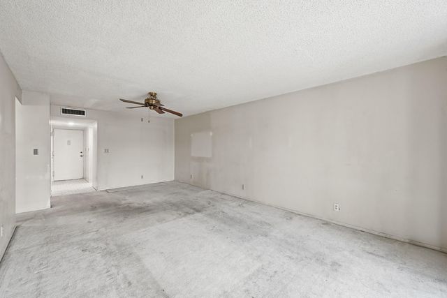 6195 Rock Island Road 210, Tamarac, FL 33319