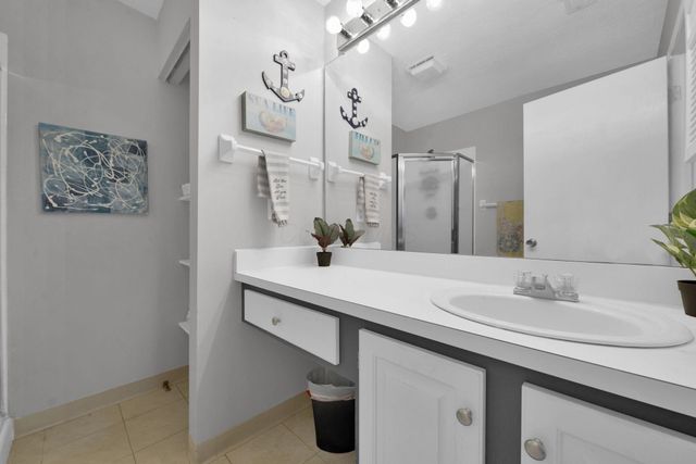 2548 Timberside Drive, Columbus, OH 43235