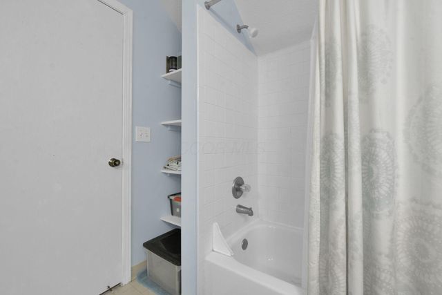 2548 Timberside Drive, Columbus, OH 43235