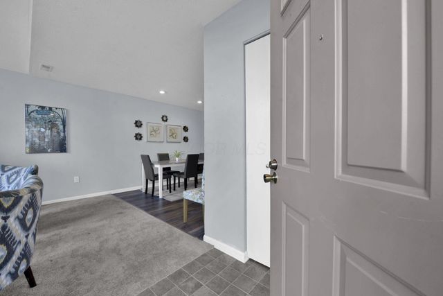 2548 Timberside Drive, Columbus, OH 43235