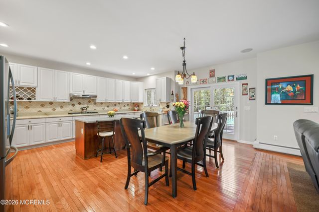 39 Rodeo Drive, West Creek, NJ 08092