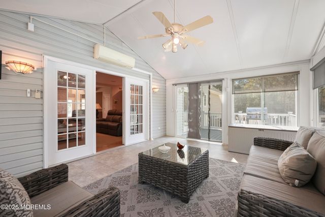 39 Rodeo Drive, West Creek, NJ 08092