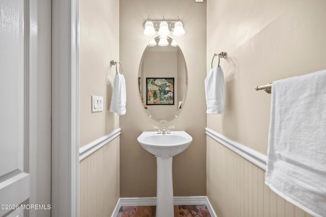 39 Rodeo Drive, West Creek, NJ 08092