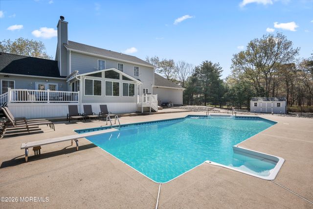 39 Rodeo Drive, West Creek, NJ 08092
