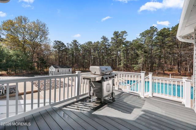 39 Rodeo Drive, West Creek, NJ 08092