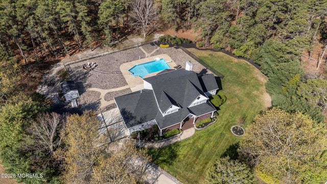 39 Rodeo Drive, West Creek, NJ 08092