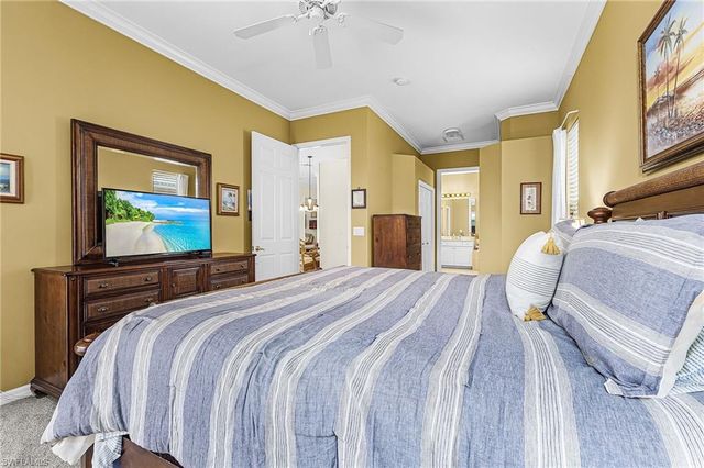 2090 Oxford Ridge CIR, Lehigh Acres, FL 33973