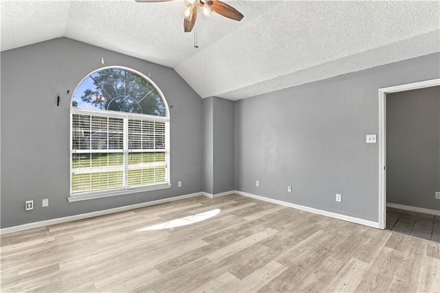 9420 Copperfield Drive N, Mobile, AL 36608