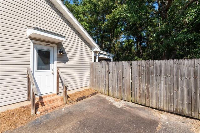9420 Copperfield Drive N, Mobile, AL 36608