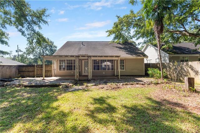 9420 Copperfield Drive N, Mobile, AL 36608