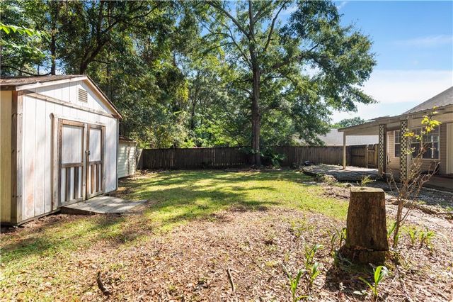9420 Copperfield Drive N, Mobile, AL 36608