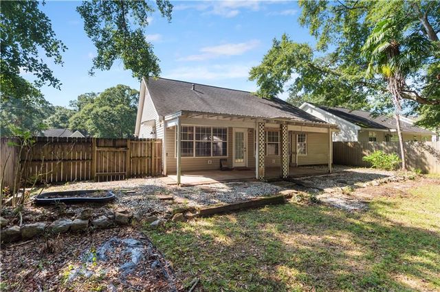9420 Copperfield Drive N, Mobile, AL 36608