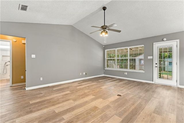 9420 Copperfield Drive N, Mobile, AL 36608