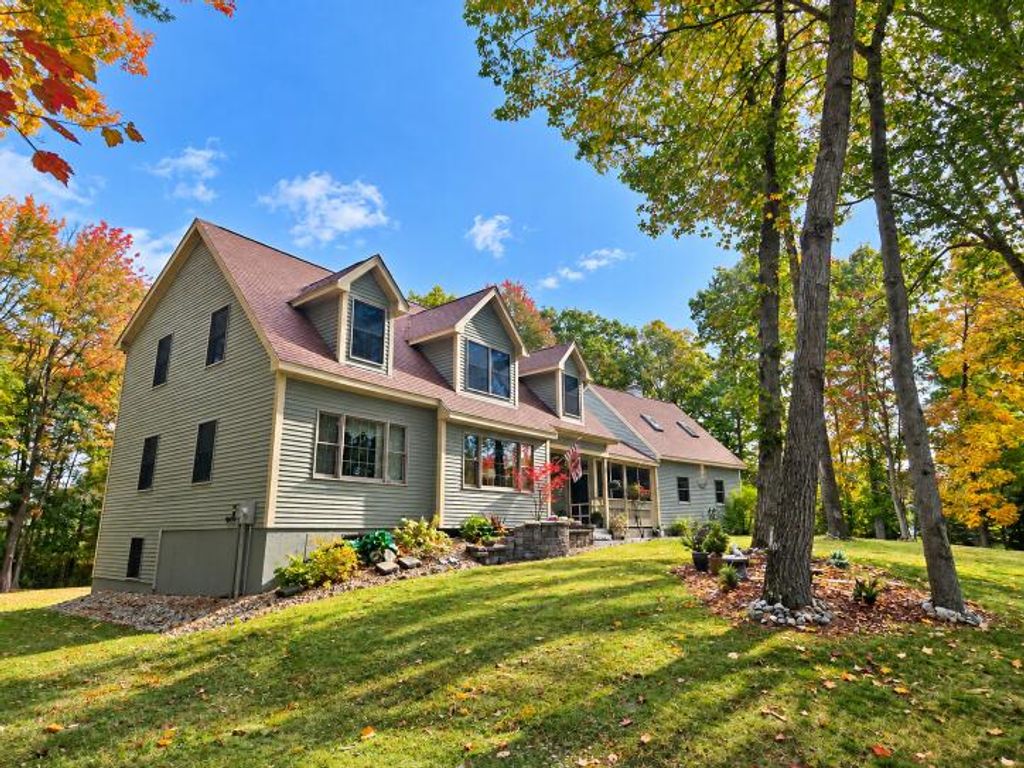 15 Miles Avenue, Old Orchard Beach, ME 04064 — exterior