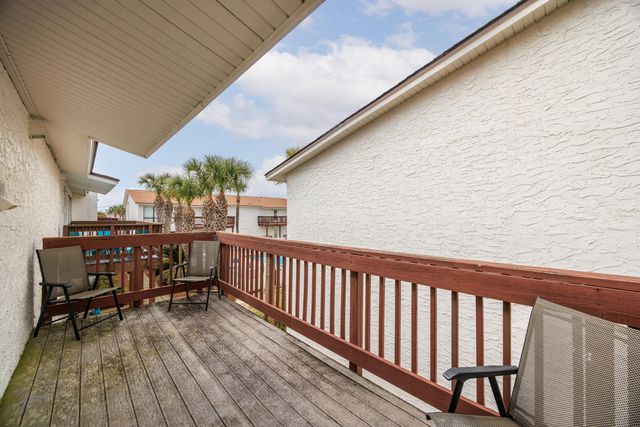 8425 Gulf Boulevard 213, Navarre, FL 32566