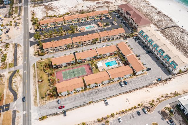 8425 Gulf Boulevard 213, Navarre, FL 32566