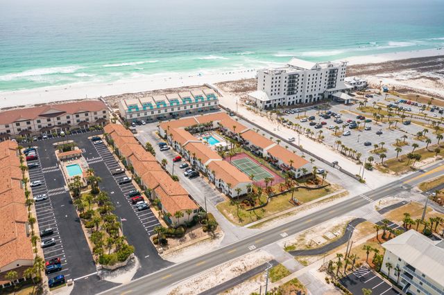 8425 Gulf Boulevard 213, Navarre, FL 32566