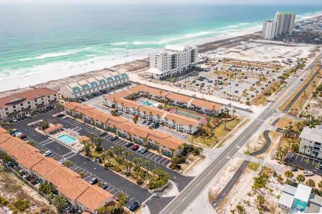 8425 Gulf Boulevard 213, Navarre, FL 32566