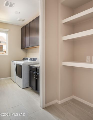 7245 W Secret Bluff Ps, Marana, AZ 85658