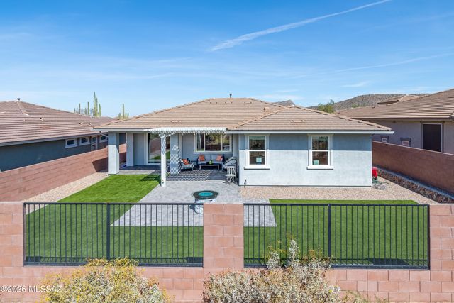 7245 W Secret Bluff Ps, Marana, AZ 85658