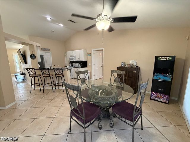 2126 SE 5th CT, Cape Coral, FL 33990