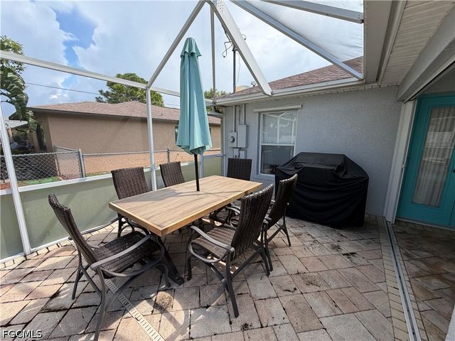 2126 SE 5th CT, Cape Coral, FL 33990