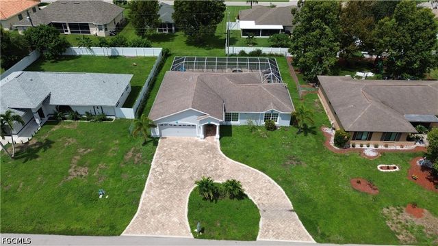 2126 SE 5th CT, Cape Coral, FL 33990