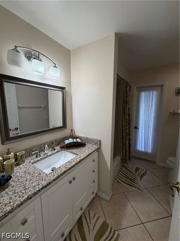 2126 SE 5th CT, Cape Coral, FL 33990