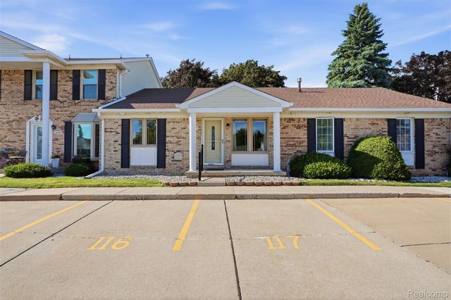 18160 Raleigh Square Drive, Southgate, MI 48195